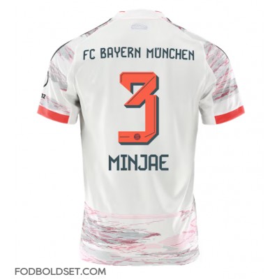 Bayern Munich Kim Min-jae #3 Udebanetrøje 2025-26 Kortærmet Bayern Munich Kim Min-jae #3 Udebanetrøje 2025-26 Kortærmet